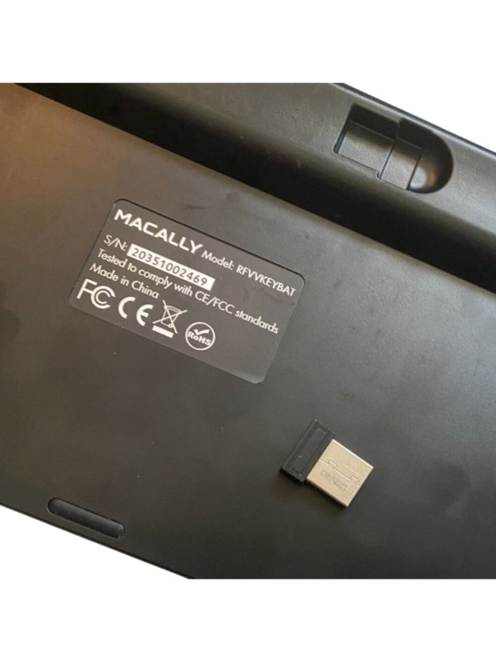 Macally Lightweight Wireless Keyboard-USB RF Dangle Underneath-Black-2.4G-GUC - Picture 9 of 9